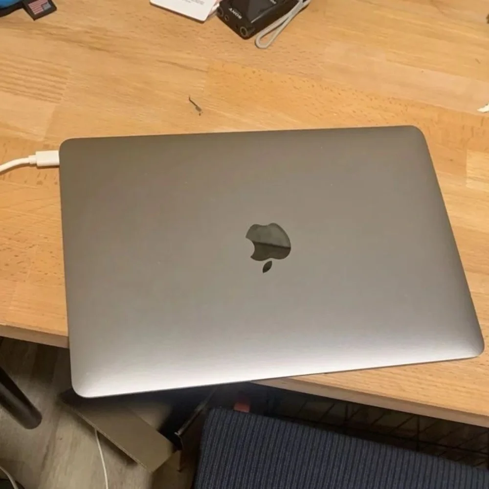 Apple MacBook - Sleek Gray Finish